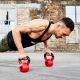 Gorilla Sports Kettlebell súlyzó gumírozott felület 12 kg