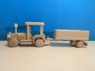Fa traktor utánfutóval 42 x 8 x 13 cm